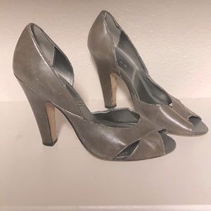 Tahari Gray Peep Toe Heels